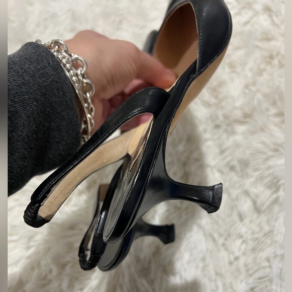 Manolo Blahnik Carolyne Black Slingback - Size 37 US 6.5 - Picture 3 of 9
